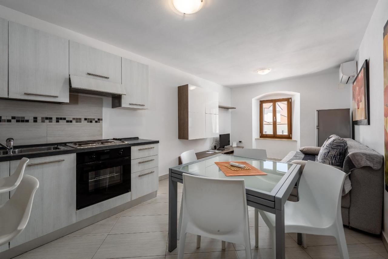 Apartments Dante Umag Exterior photo