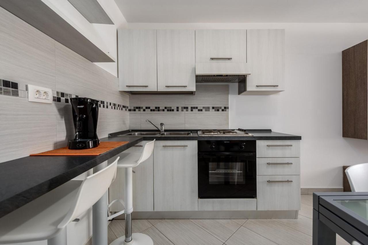 Apartments Dante Umag Exterior photo